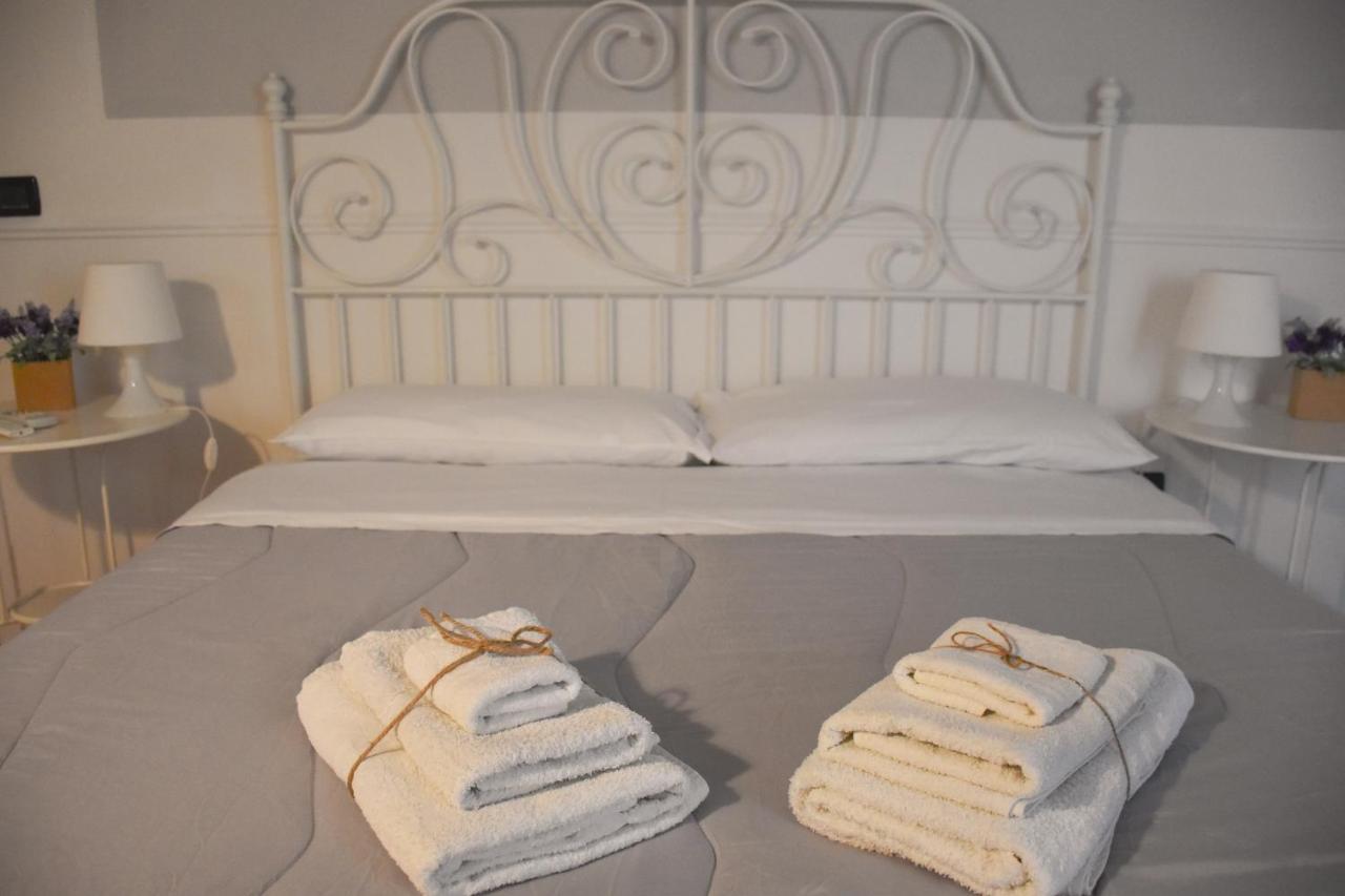 Dimora San Domenico Bed & Breakfast Palermo Eksteriør bilde