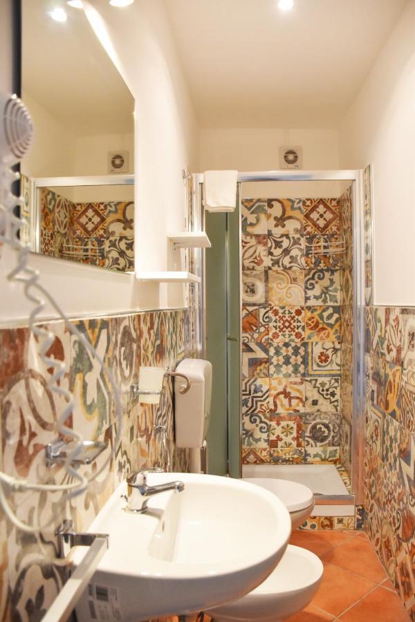Dimora San Domenico Bed & Breakfast Palermo Eksteriør bilde