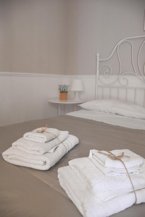 Dimora San Domenico Bed & Breakfast Palermo Eksteriør bilde